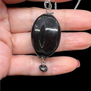Elegant Black Pendant Necklace